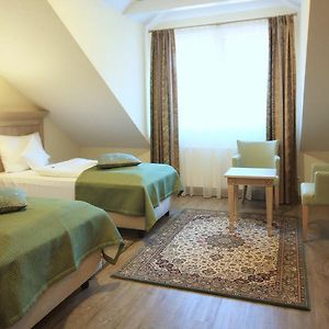 Comfort Zimmer mit zwei Einzelbetten